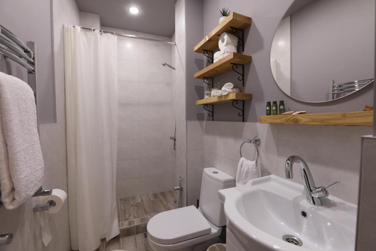 Hotelise I Blue-Poppy Apartment Erywań Zewnętrze zdjęcie